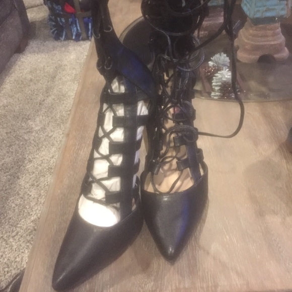 New Knee-high black leather gladiator heels.  US8 - Picture 1 of 2
